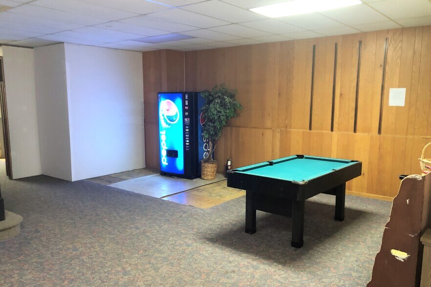 More Photos Of 203 N Broadway Ave, Marion Apartments For Sale