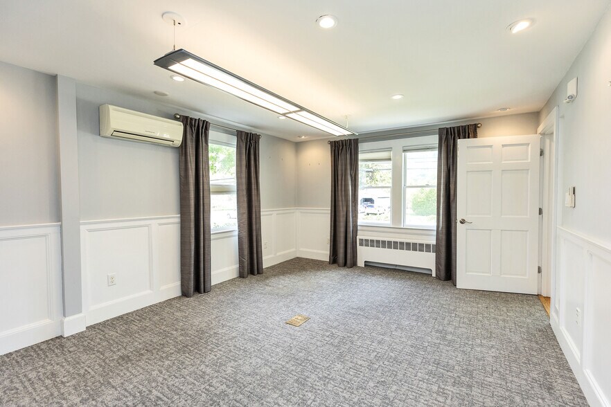 More Photos Of 479 Nashua St, Milford Office For Sale