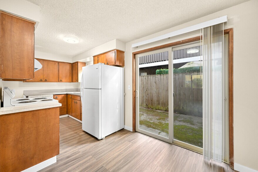 More Photos Of 3330 Northwest Ave, Bellingham Multifamily For Sale