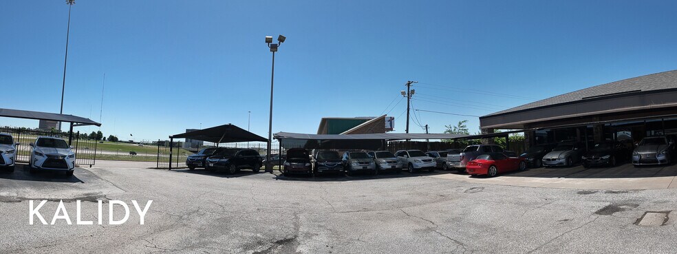 More Photos Of 9615 Broadway Ext Service Rd, Oklahoma City Auto Dealership For Lease