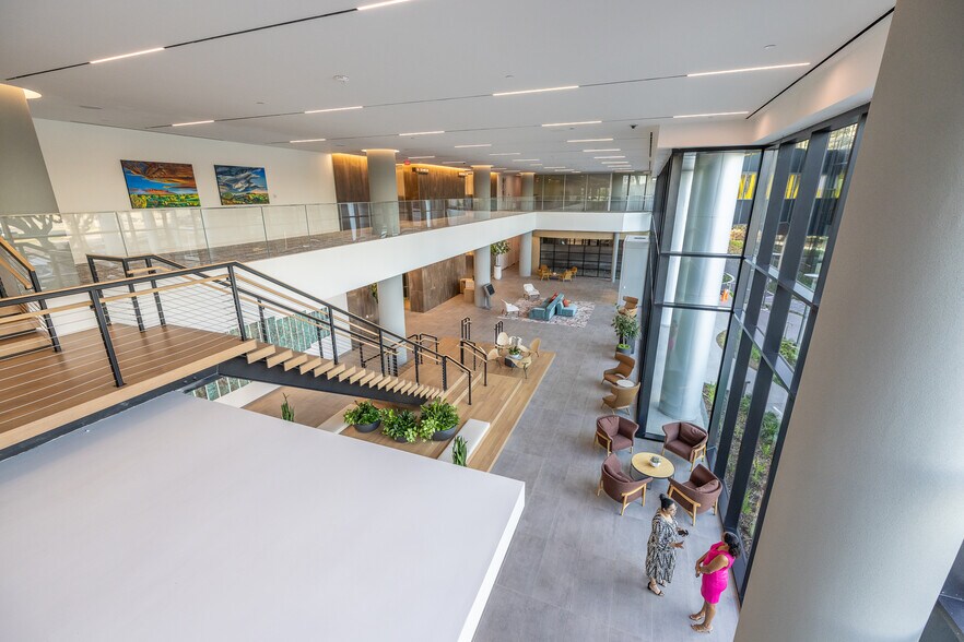 More Photos Of 820 Gessner Rd, Houston Office For Lease