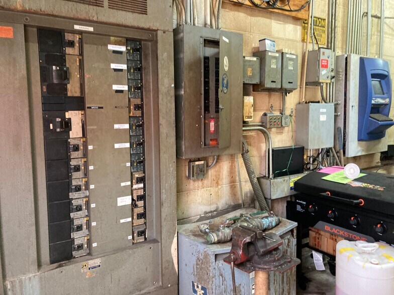 More Photos Of 3245 Park Ave, Paducah Carwash For Sale