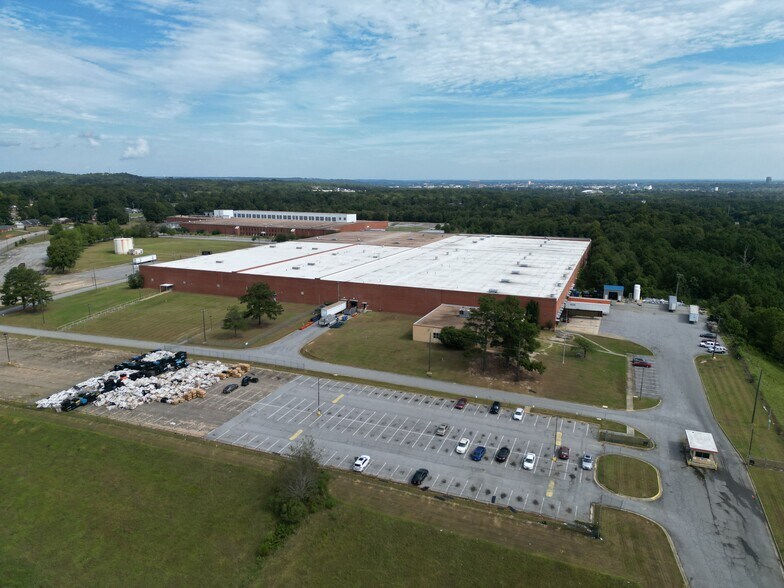 More Photos Of 903 Fontaine Rd, Phenix City Warehouse For Lease
