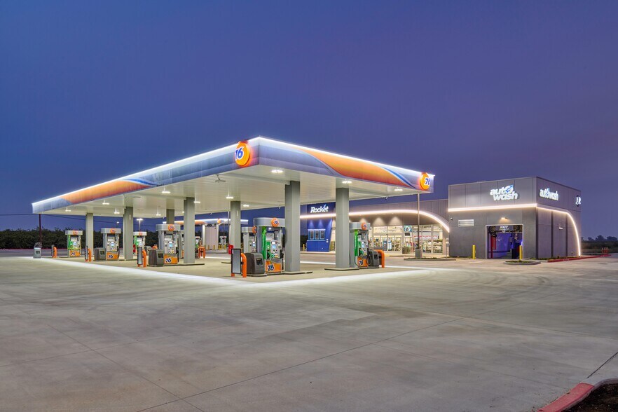 More Photos Of 6422 Betty Dr., Visalia Convenience Store For Sale