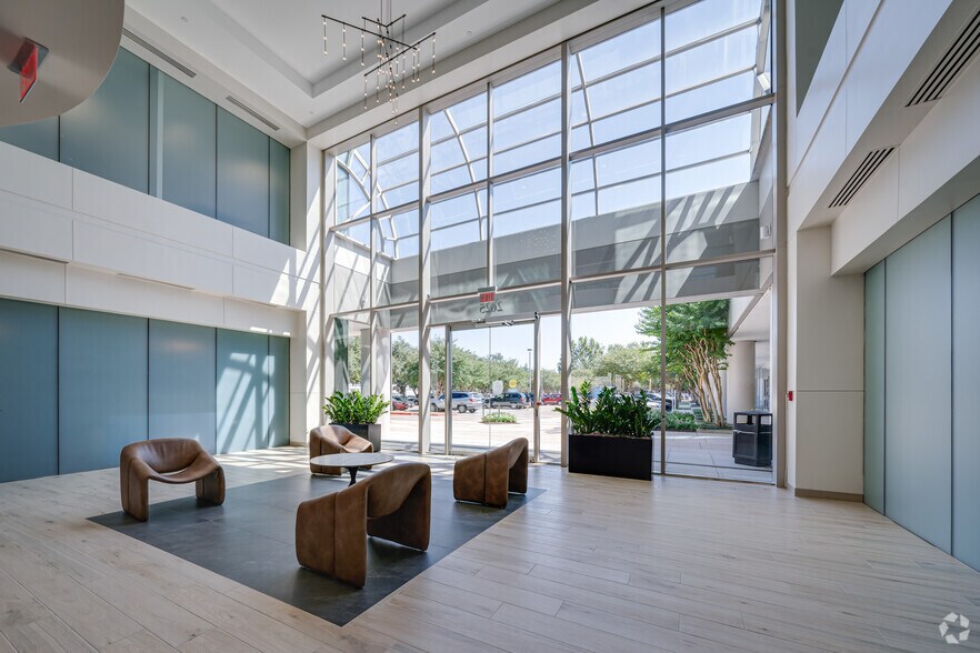 More Photos Of 2525 Bay Area Blvd, Houston Unknown For Lease