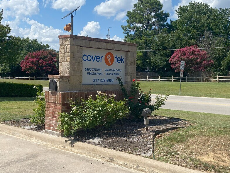 More Photos Of 1105 Cheek Sparger Rd, Colleyville Office For Sale