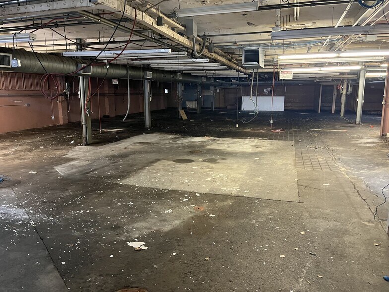 More Photos Of 23 Farrar St, Lynn Warehouse For Lease