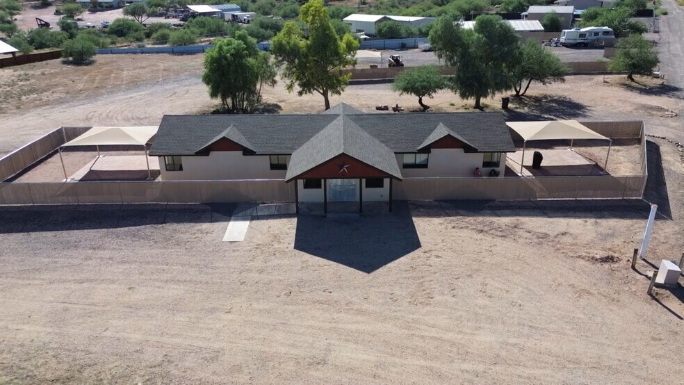 More Photos Of 45072 N Arizona Hwy 188, Tonto Basin Storefront Retail Office For Sale