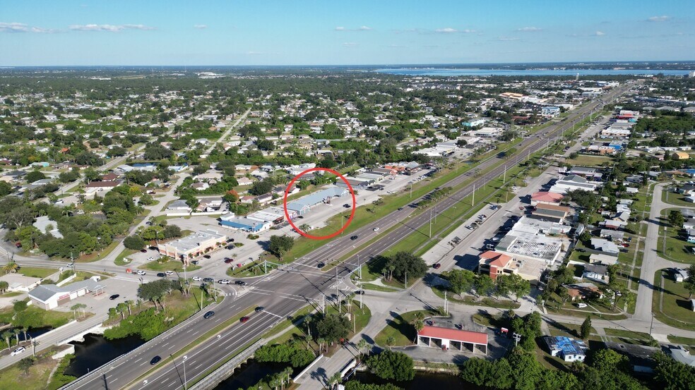 More Photos Of 3762 Tamiami Trl, Port Charlotte Freestanding For Lease