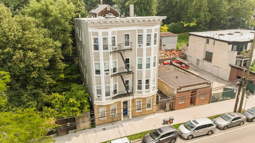 More Photos Of 406 Warburton Ave, Hastings Hudson Apartments For Sale