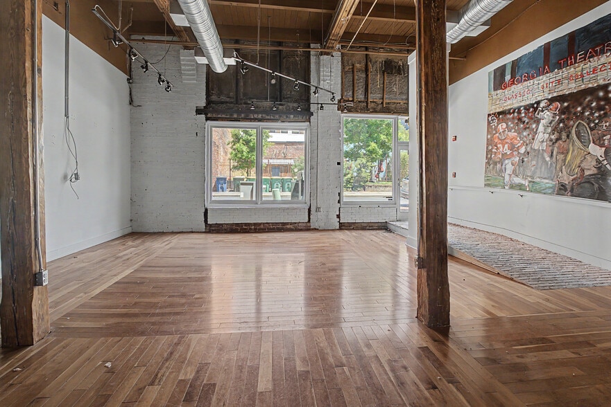 More Photos Of 269 N Hull St, Athens Apartments For Sale
