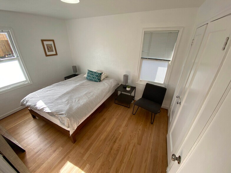 More Photos Of 99 Bartlett St, Reno Apartments For Sale