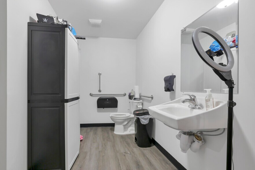 More Photos Of 1555-1563 N 4th St, Columbus Apartments For Sale