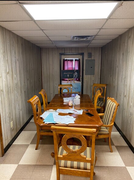 More Photos Of 3088 Terry Rd, Jackson Light Distribution For Sale