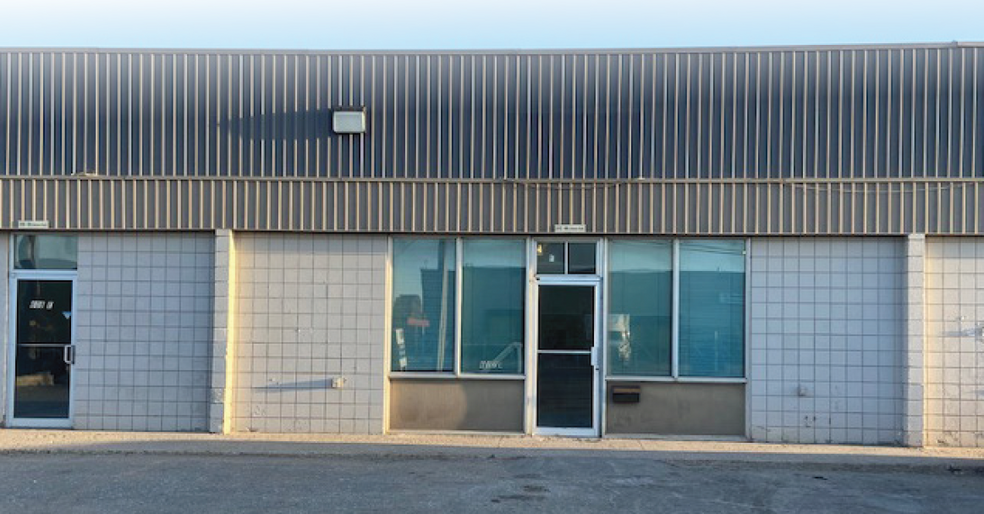 Primary Photo Of 612 4th Av E, Regina Warehouse For Lease