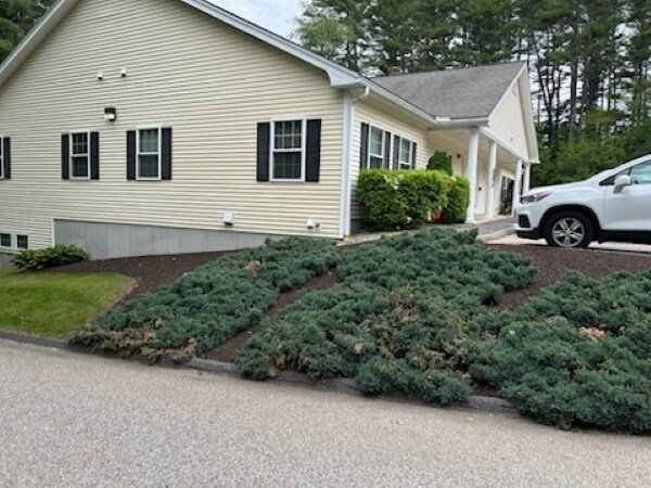 More Photos Of 246 Southbridge Rd, Charlton Office For Lease