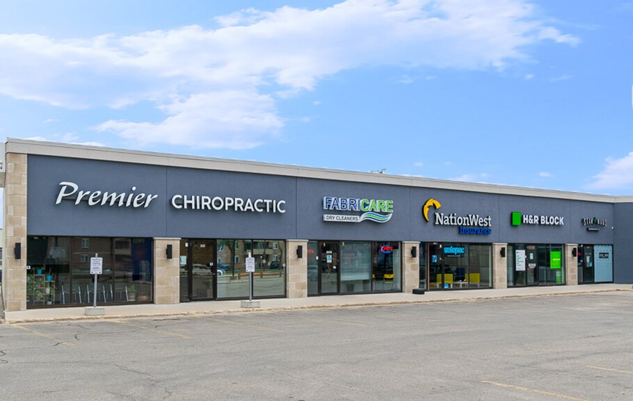 More Photos Of 2517-2525 Portage Ave, Winnipeg General Retail For Lease