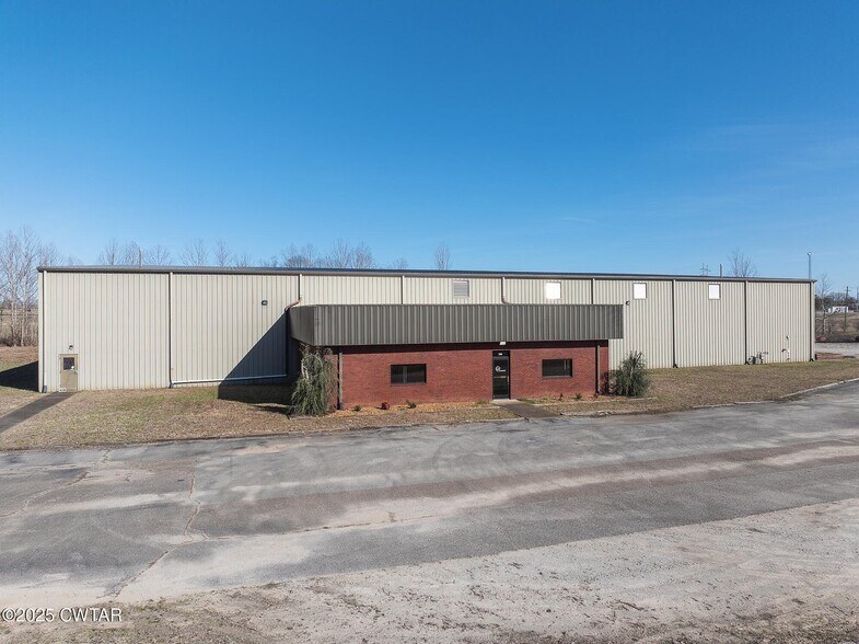 More Photos Of 288 Elliot Power Dr, Lexington Industrial For Sale