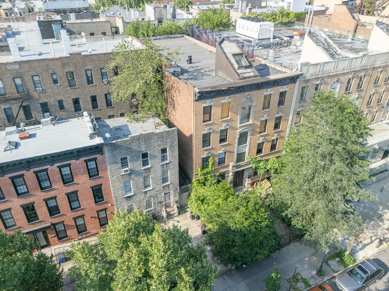 More Photos Of 554 Eastern Pky, Brooklyn Apartments For Sale
