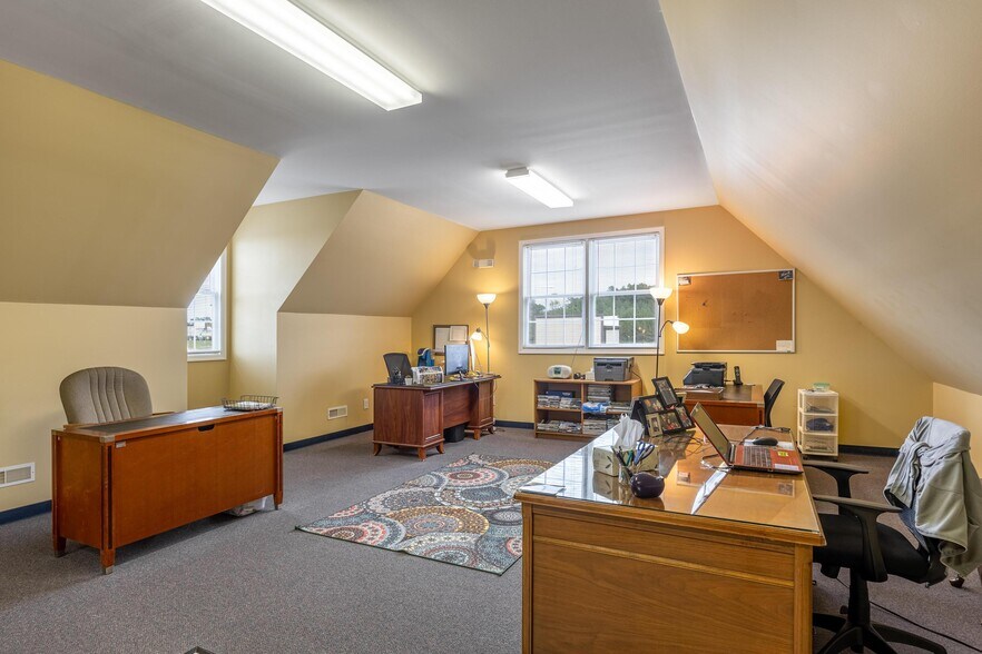 More Photos Of 1420 Fritz St SE, Cleveland Medical For Sale