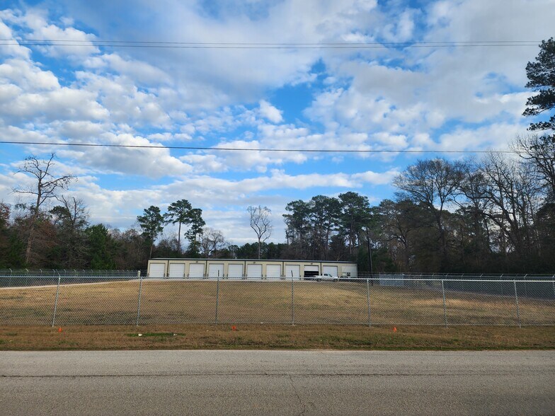 More Photos Of 13398 Cedar Hill Dr, Montgomery Warehouse For Sale