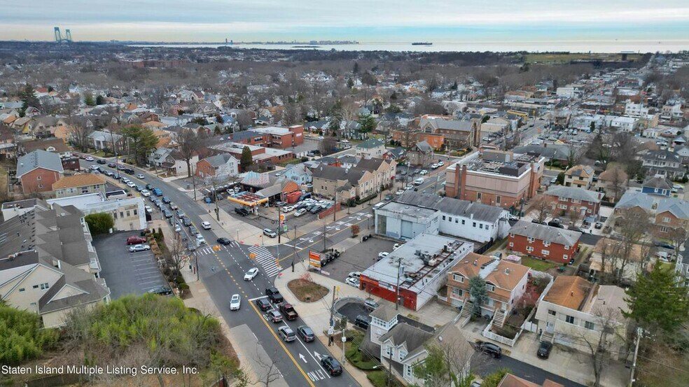 More Photos Of 15 1st St, Staten Island Office For Sale