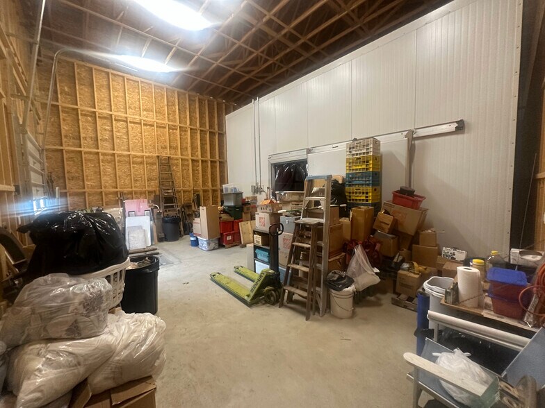 More Photos Of 336 Industrial Park St park, Pittsfield Industrial For Lease