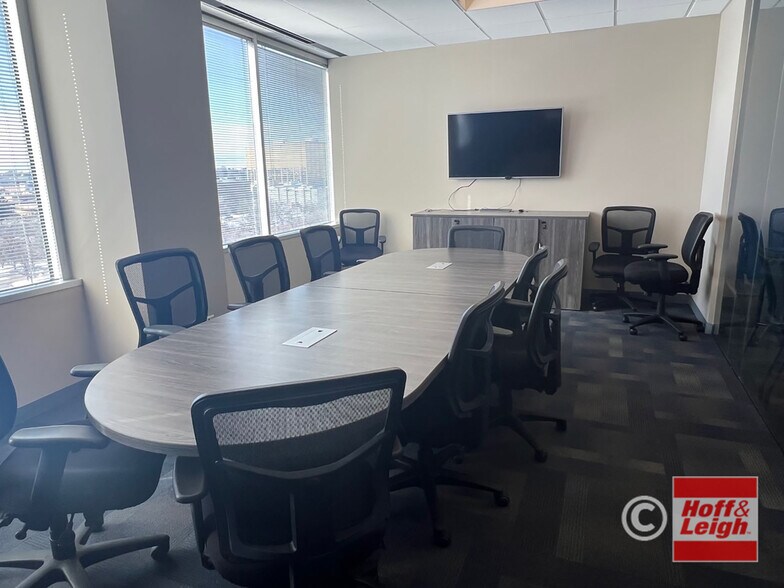 More Photos Of 501 S Cherry St, Denver Office Residential For Lease
