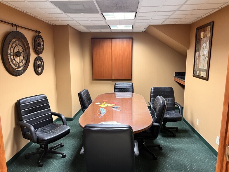 More Photos Of 2101 NW 33rd St, Pompano Beach Unknown For Lease