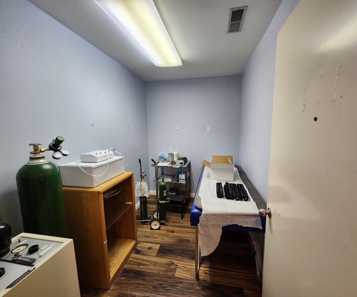 More Photos Of 3663 Pecos-McLeod, Las Vegas Medical For Sale