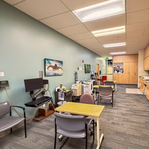 More Photos Of 1200 NE 48th Ave, Hillsboro Medical For Sale