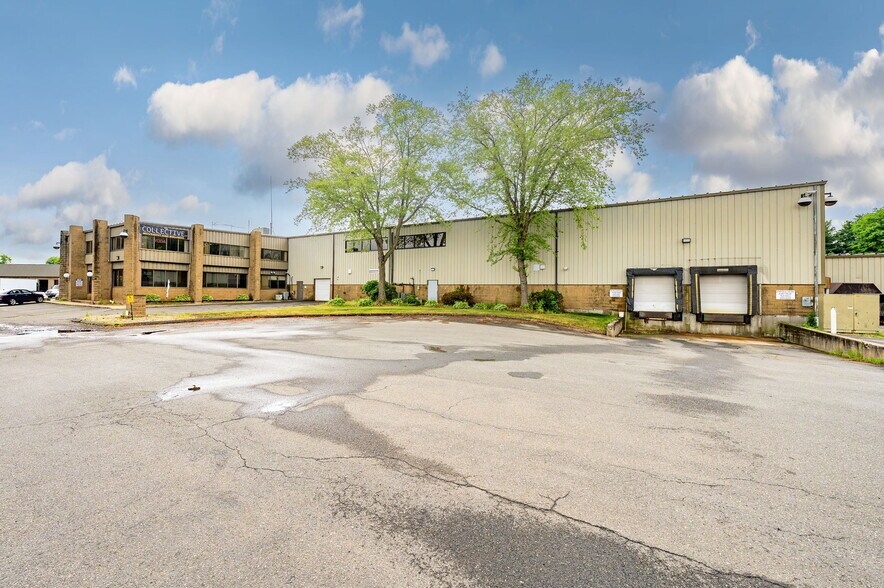 More Photos Of 6 Industrial Rd, Windsor Locks Manufacturing For Sale