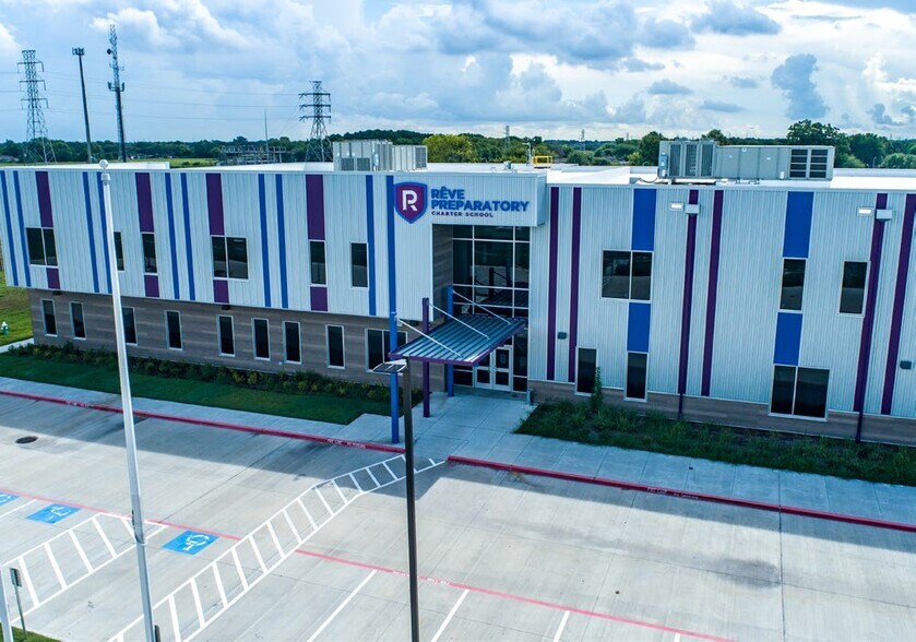 More Photos Of 12707 Cullen Blvd, Houston Schools For Sale