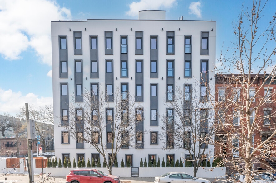 More Photos Of 1071-1079 Fulton St, Brooklyn Apartments For Sale