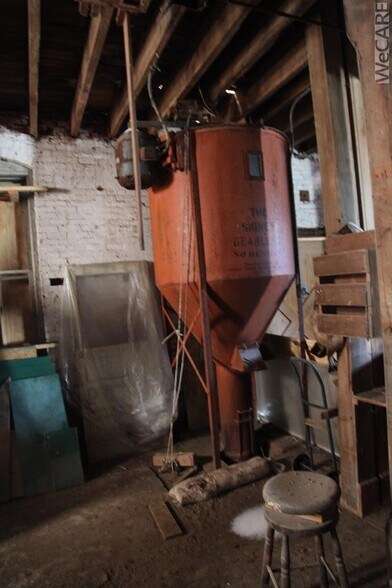 More Photos Of 203 S Main St, Mount Victory Manufacturing For Sale