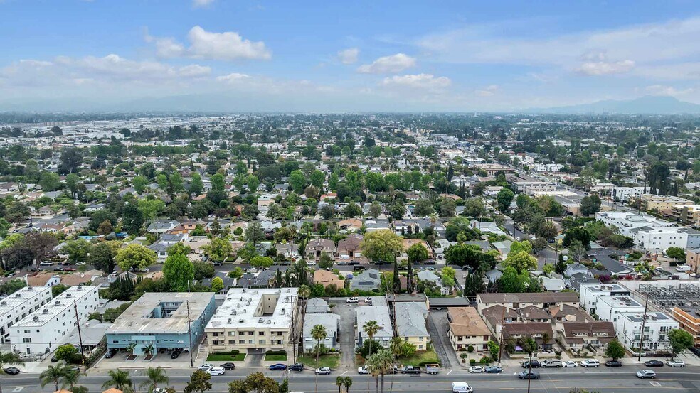 More Photos Of 6860-6870 Hazeltine Ave, Van Nuys Apartments For Sale