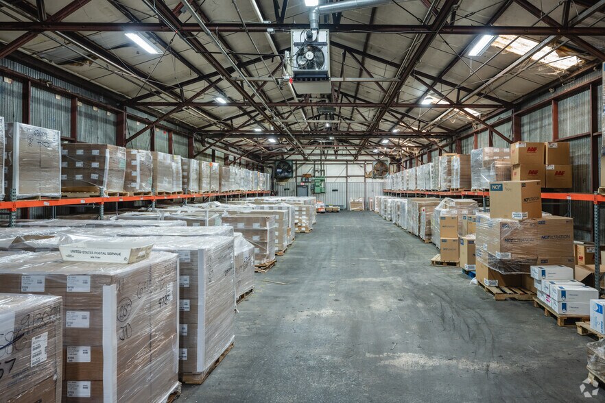 More Photos Of 1801 Rutherford Rd, Greenville Light Manufacturing For Lease