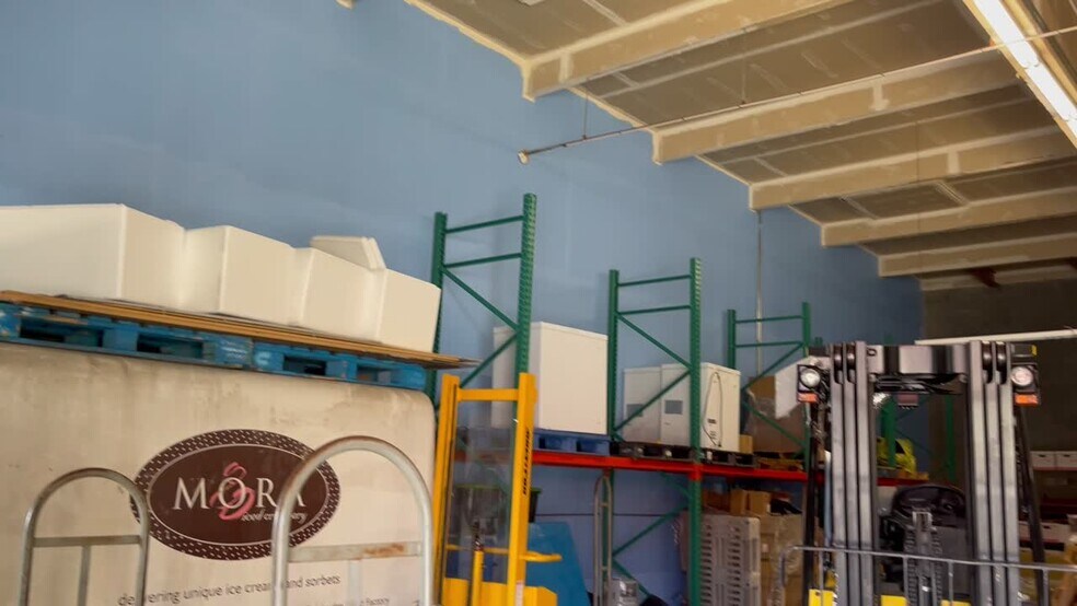 Primary Photo Of 835 Central Ave N, Kent Light Manufacturing For Lease