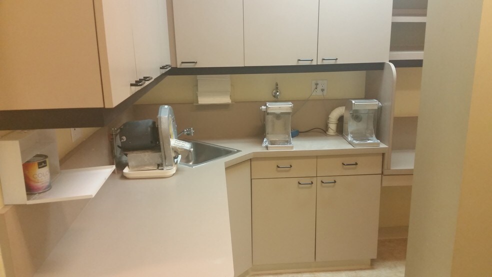 More Photos Of 3301 El Camino Real, Atherton Unknown For Lease