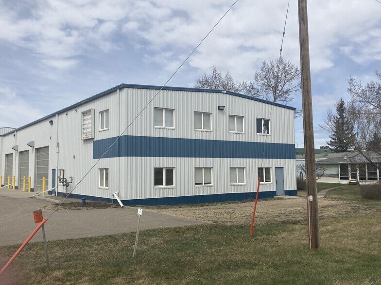 More Photos Of 253 Burnt Park Dr, Red Deer County Service For Lease