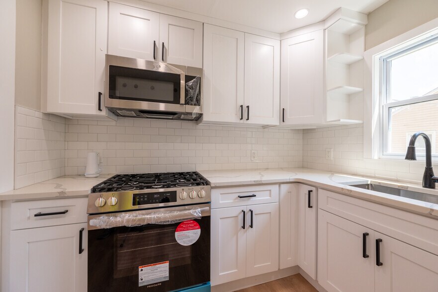 More Photos Of 34 Oakland St, Bridgeton Apartments For Sale