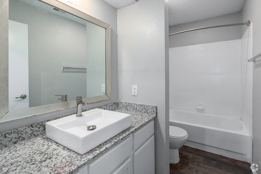 More Photos Of 13050 Park Xing, San Antonio Apartments For Sale