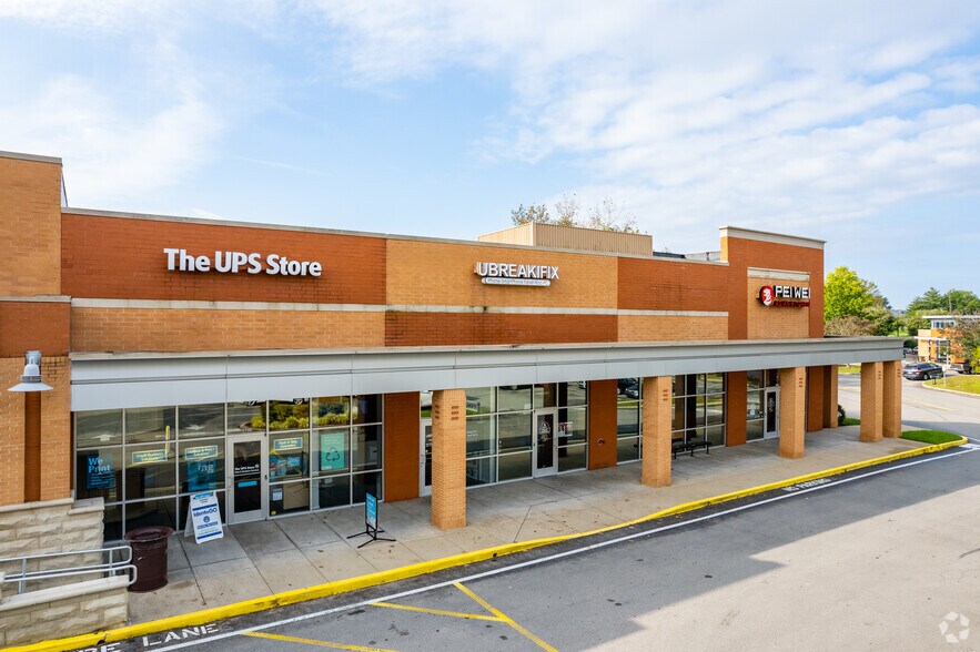 More Photos Of 101 Creekside Crossing, Brentwood Storefront For Lease