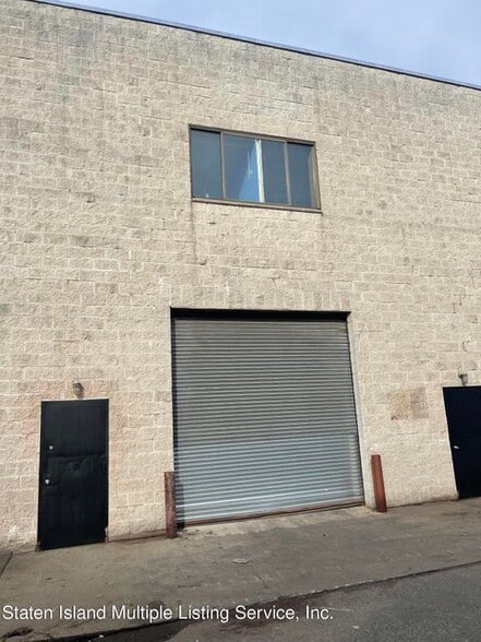 More Photos Of 151 Industrial Loop, Staten Island Storefront Retail Office For Sale