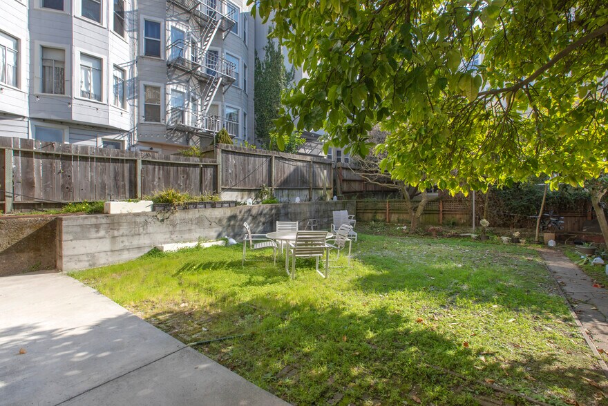 More Photos Of 1627-1631 Clay St, San Francisco Apartments For Sale