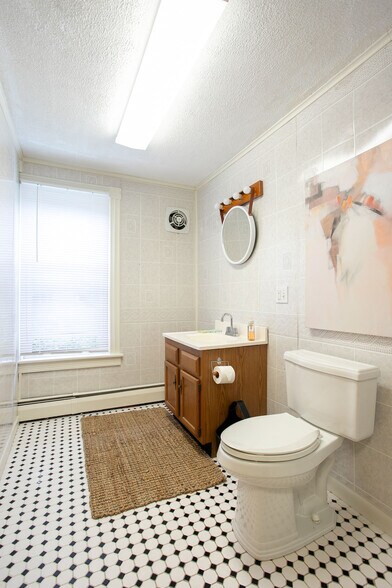 More Photos Of 30 Stockbridge Rd, Great Barrington Office Residential For Lease