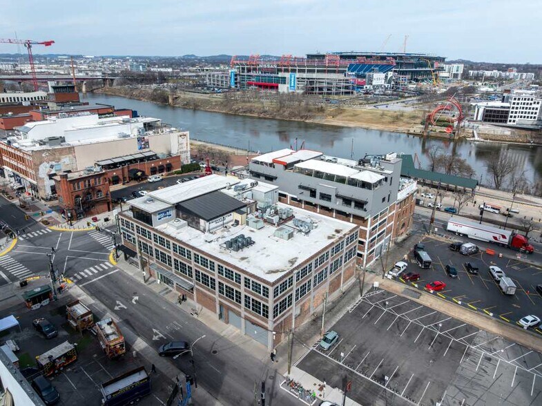 More Photos Of 111 Broadway, Nashville General Retail For Lease
