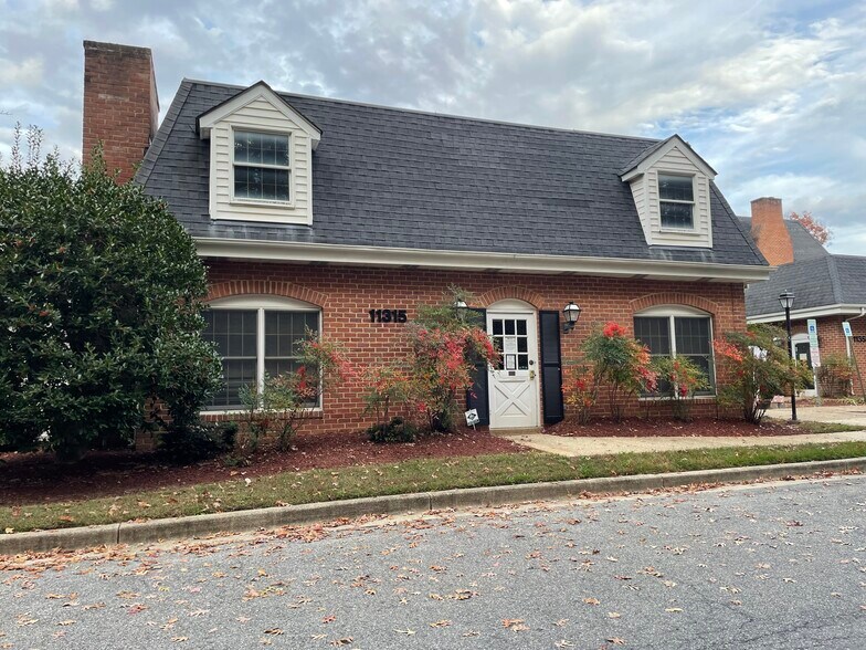 More Photos Of 11315 Pembrooke Sq, Waldorf Medical For Sale