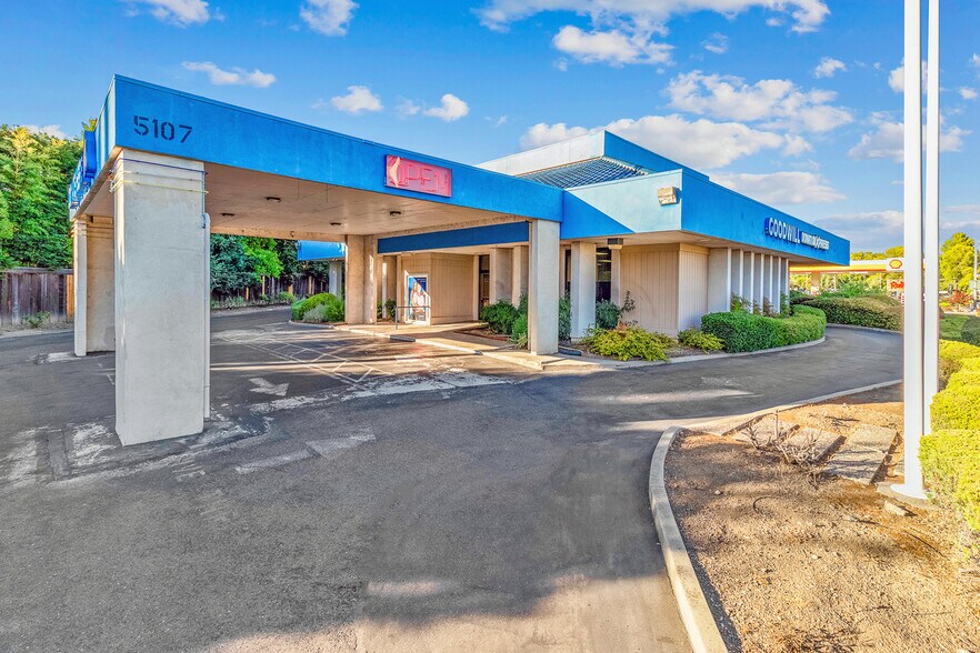 More Photos Of 5107 Fair Oaks Blvd, Carmichael Storefront For Lease