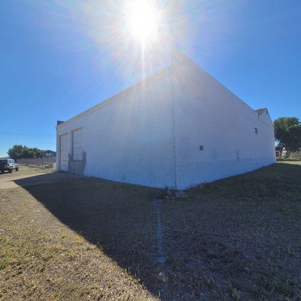 More Photos Of 116 Bay Dr, Great Falls Industrial For Sale